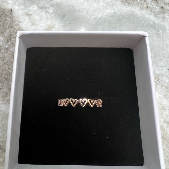 Pandora Jewelry - New! Pandora Freehand Hearts Ring.SZ 7.5🤍🖤